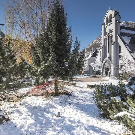 T3 Lumineux Pour 6 Personnes Au Coeur De Saint-lary - Fr-1-296-526 Apartamento *