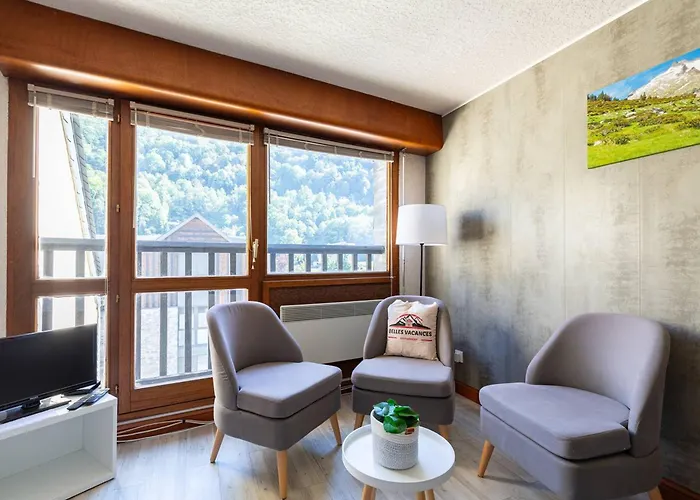 Διαμέρισμα T3 Lumineux Pour 6 Personnes Au Coeur De Saint-lary - Fr-1-296-526 *